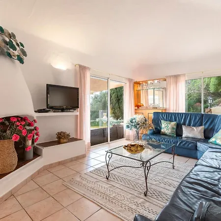 De Standing Piscine- Vue Panoramique