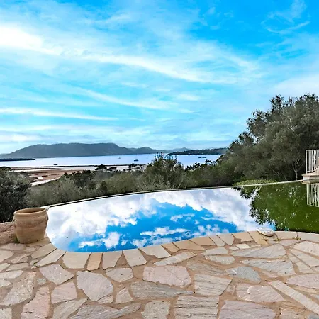 De Standing Piscine- Vue Panoramique